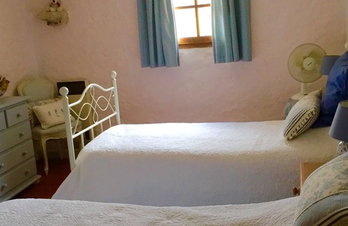 Monestier Other | Fabulous Farmhouse with Heated Pool
