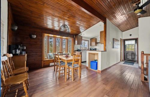 Greater Napanee House | Fabulous Fishing at Hay Bay Waterfront Cottage
