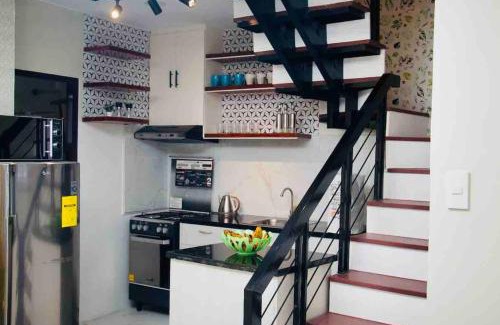 San Fernando Villa | Fabulous Lakeshore House Fully Airconditioned Hi-speed WiFi 300 Mbps