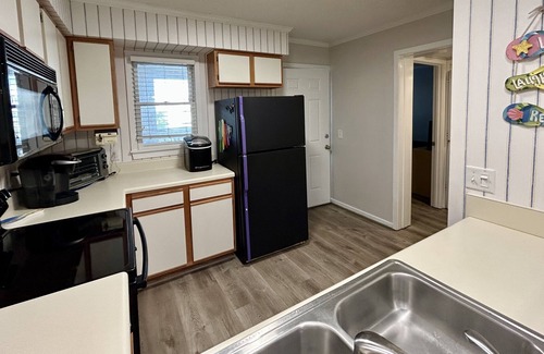 North Carolina Coast Condo | Fabulous location for beach or boating