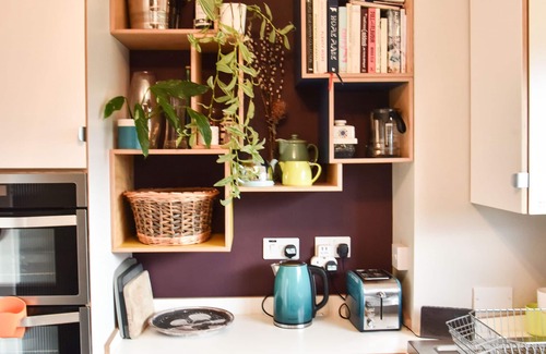 Portobello Apartment | Fabulous mid-century modern Edinburgh home by Portobello beach!