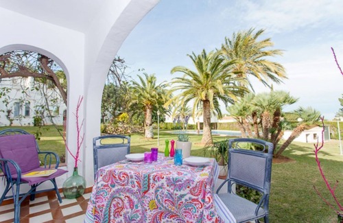 Pedreguer Apartment | Fabulous one bed ground floor apartment overlooking communal pool. Parking