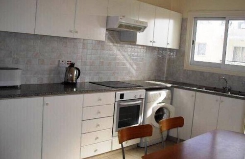 Paphos Apartment | FABULOUS, SPACIOUS 2 BEDROOM PENTHOUSE APARTMENT, VIEWS, WIFI,nBEACH,CAFES