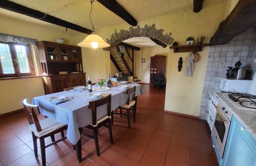Castelnuovo di Garfagnana Cottage | Fabulous Spectacularly Located Romantic Cottage With Private Infinity Pool