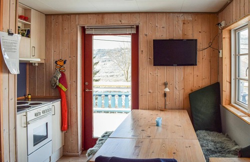 Tretten House | Fabulous vacation oasis in the wild beauty of Oppland.