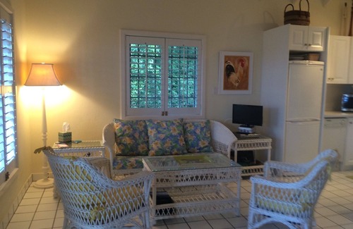 Oualie Bay Cottage | Fabulous Views Overlooking Oualie Bay & The Narrows To St Kitts