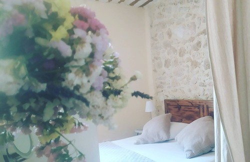 Methamis Bed & Breakfast | Face au Lavoir