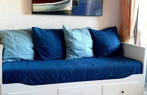La Faviere Apartment | FACING THE SEA BETWEEN BEACH AND MARINA