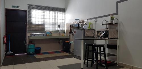 Tersusun Pundut House | Fahaz Lumut Homestay