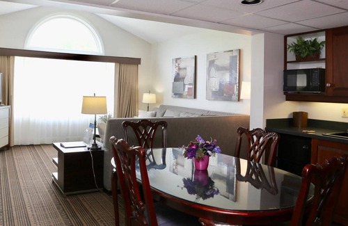 St. Johnsbury Center Hotel | Fairbanks Inn