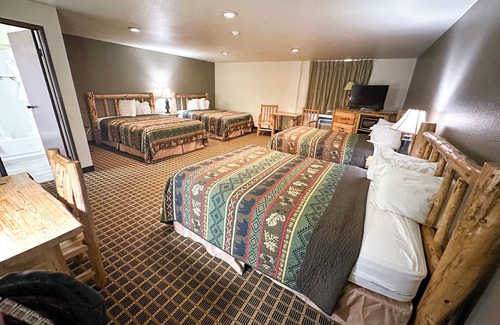 Ponderay Hotel | Fairbridge Inn & Suites Sandpoint