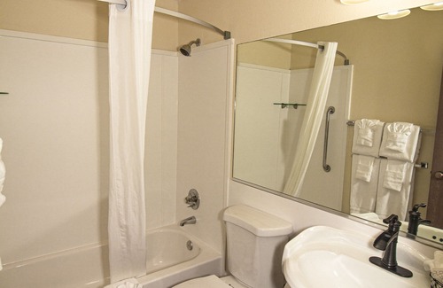 Ponderay Hotel | Fairbridge Inn & Suites Sandpoint