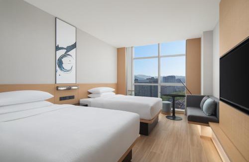 Downtown Hangzhou Hotel | Fairfield by Marriott Hangzhou Wulin Square, China