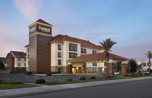 Raisin Hotel | Fairfield by Marriott Inn & Suites Fresno Riverpark