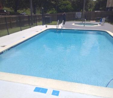 Temple Terrace Hotel | Fairfield Inn and Suites by Marriott Tampa North