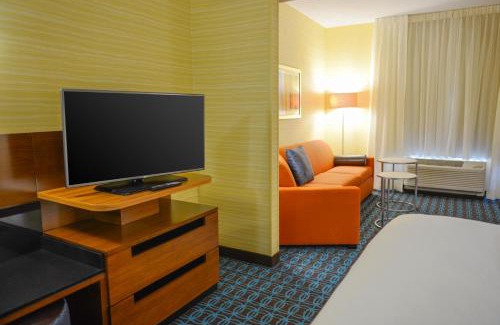 North Industry Hotel | Fairfield Inn and Suites Canton South