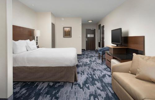 Linthicum Heights Hotel | Fairfield Inn & Suites Baltimore BWI Airport
