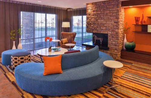 Coralville Hotel | Fairfield Inn & Suites by Marriott Coralville