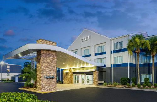 Brunswick Hotel | Fairfield Inn Suites Brunswick