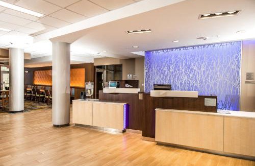 Florence Hotel | Fairfield Inn & Suites by Marriott Florence I-20