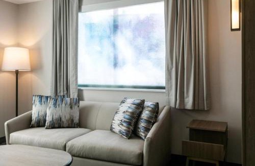 Pacific Beach Hotel | Fairfield Inn & Suites by Marriott San Diego Pacific Beach
