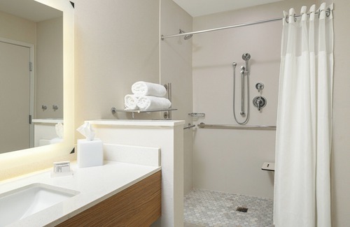 Salina Hotel | Fairfield Inn & Suites by Marriott Salina