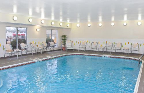 Ellendale Hotel | Fairfield Inn & Suites by Marriott Memphis East Galleria