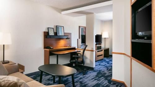 Tulsa Hotel | Fairfield Inn & Suites by Marriott Tulsa Central