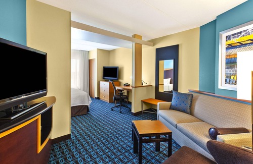 Lexington Hotel | Fairfield Inn & Suites by Marriott Lexington North