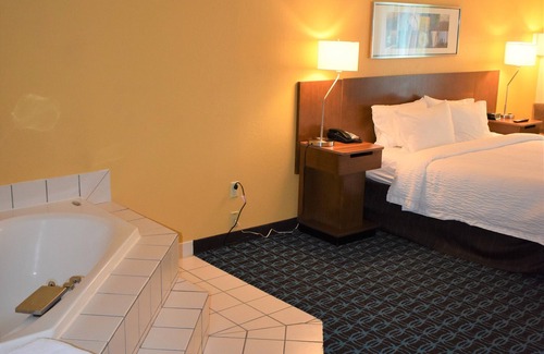 Streetsboro Hotel | Fairfield Inn & Suites by Marriott Cleveland Streetsboro