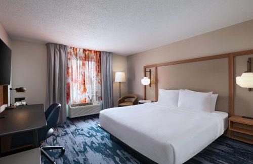 Waldron Hotel | Fairfield Inn & Suites Kansas City Airport