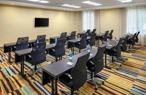 North Bergen Hotel | Fairfield Inn & Suites by Marriott North Bergen
