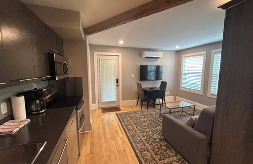 Queens Square Bed & Breakfast | Fairholm Boutique Inns