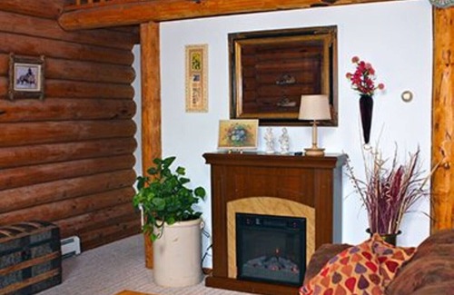 Fairmont Cabin | Fairmont Chalets Montana 3