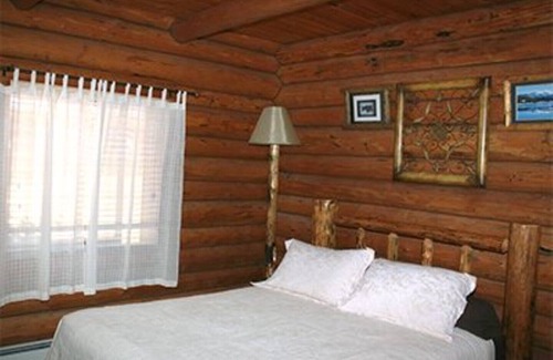 Fairmont Cabin | Fairmont Chalets Montana 3