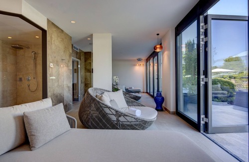 Montreux City Centre Hotel | Fairmont Le Montreux Palace