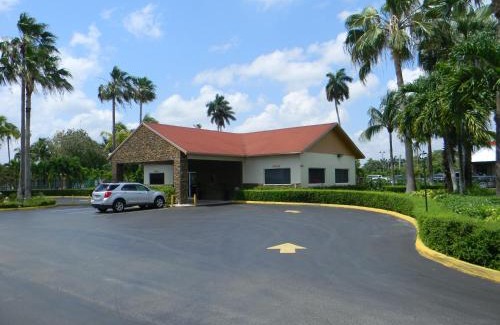 Florida City Hotel | Fairway Inn Florida City Homestead Everglades