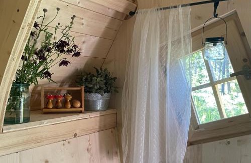 Slite Ski Chalet | Fairytale tinyhouse - Häxans hus
