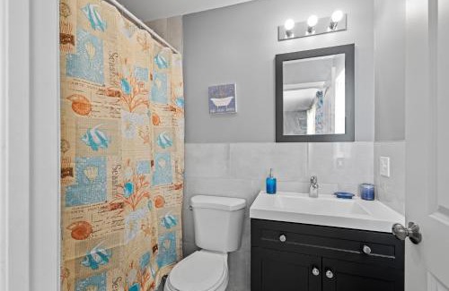 Newark Apartment | FaithInn - 3 Bed 2 Bath Near EWR/Downtown/NYC