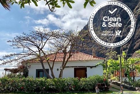 Campanario House | Faja dos Padres