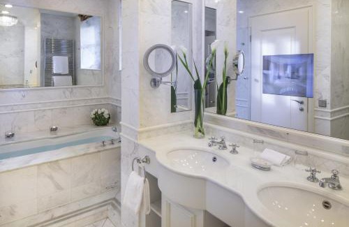 Velden am Worther See Hotel | Falkensteiner Schlosshotel Velden – The Leading Hotels of the World
