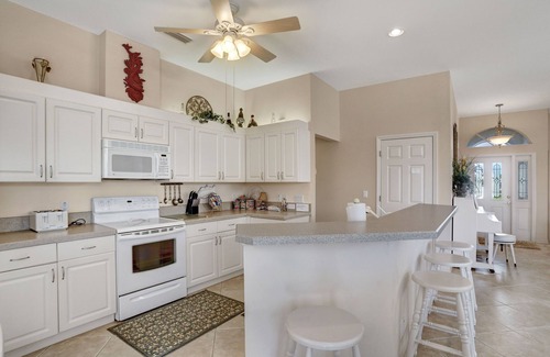 Goodland House | Fall 2023 DISCOUNTS! Quiet fishing village, close to Naples or Marco Island!