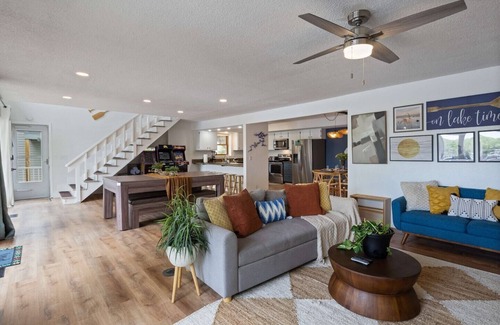 Lake Ozark House | Fall and Winter Lakefront specials