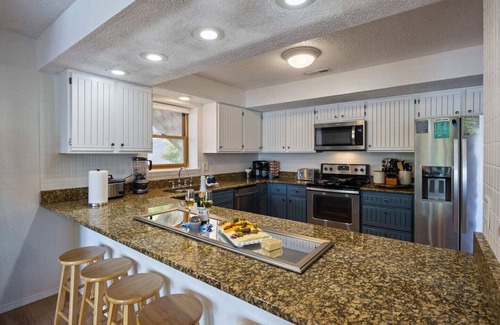 Lake Ozark House | Fall and Winter Lakefront specials