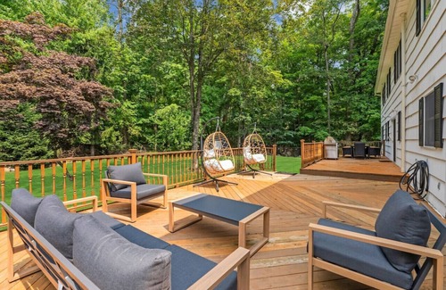Airmont House | Fall Family Oasis | Fireplace, Theater, and Games