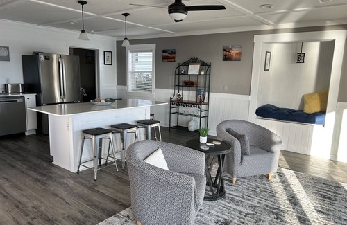 Colington Harbour House | Fall Fishing Hot Spot!Relaxing Soundfront getaway on the Albemarle Sound