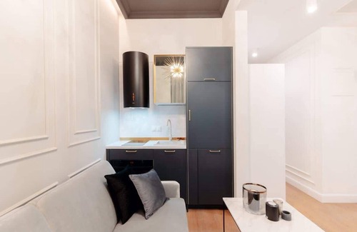 Old Town Apartment | Fall in love with the beautiful Old Town of Warsaw