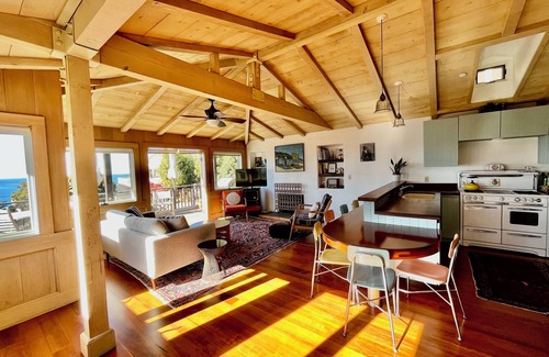 South Laguna House | FALL in love with Ocean Sunset Views! Available from Oct. 5th