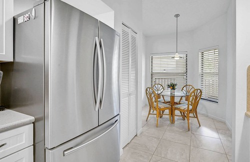 South Bradenton Condo | Fall into Savings: 15% Off Until Nov 30!