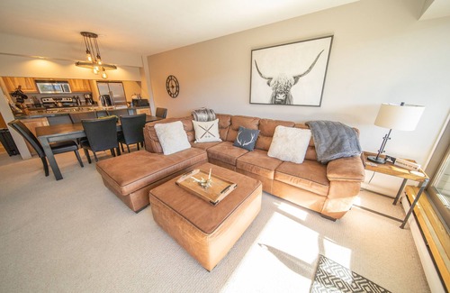 Keystone Condo | Fall Mtn Escape! Views, Trails, Hot Tub
